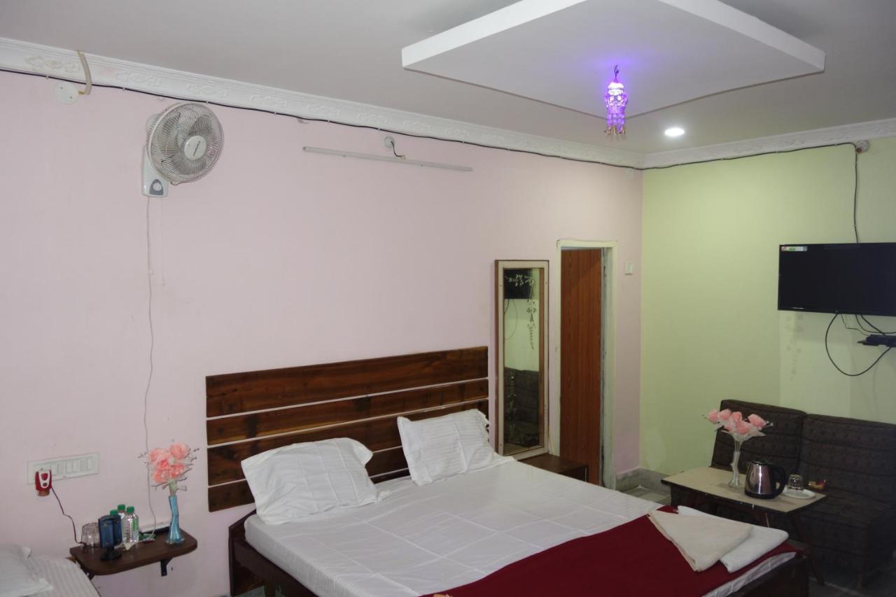 Hotel Hcb Brahmapur Zewnętrze zdjęcie