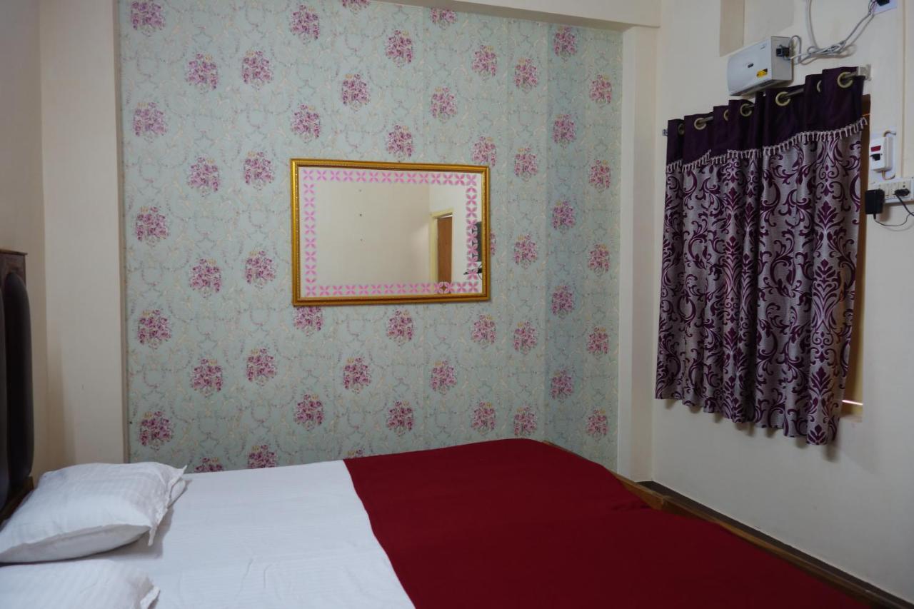 Hotel Hcb Brahmapur Zewnętrze zdjęcie