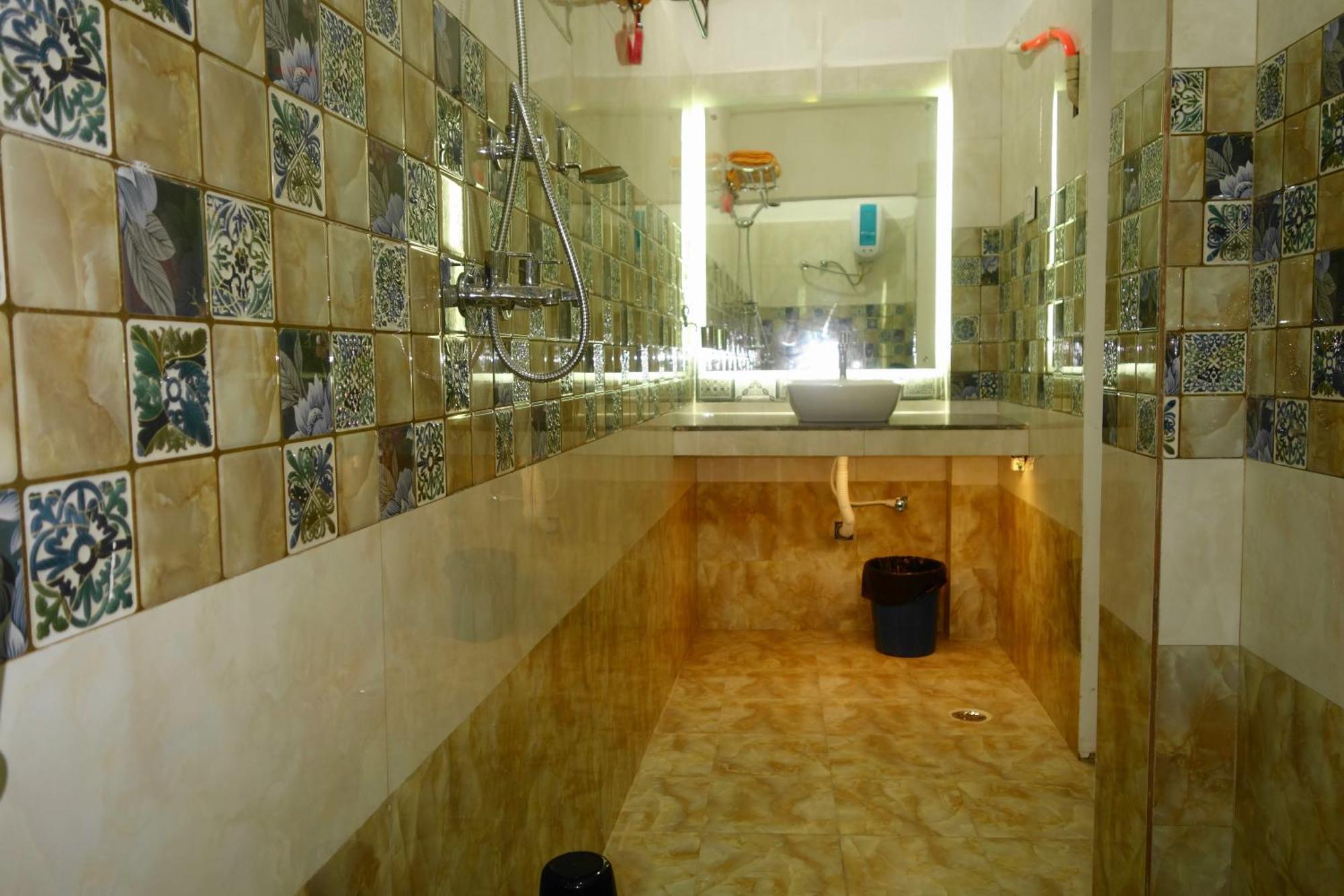 Hotel Hcb Brahmapur Zewnętrze zdjęcie