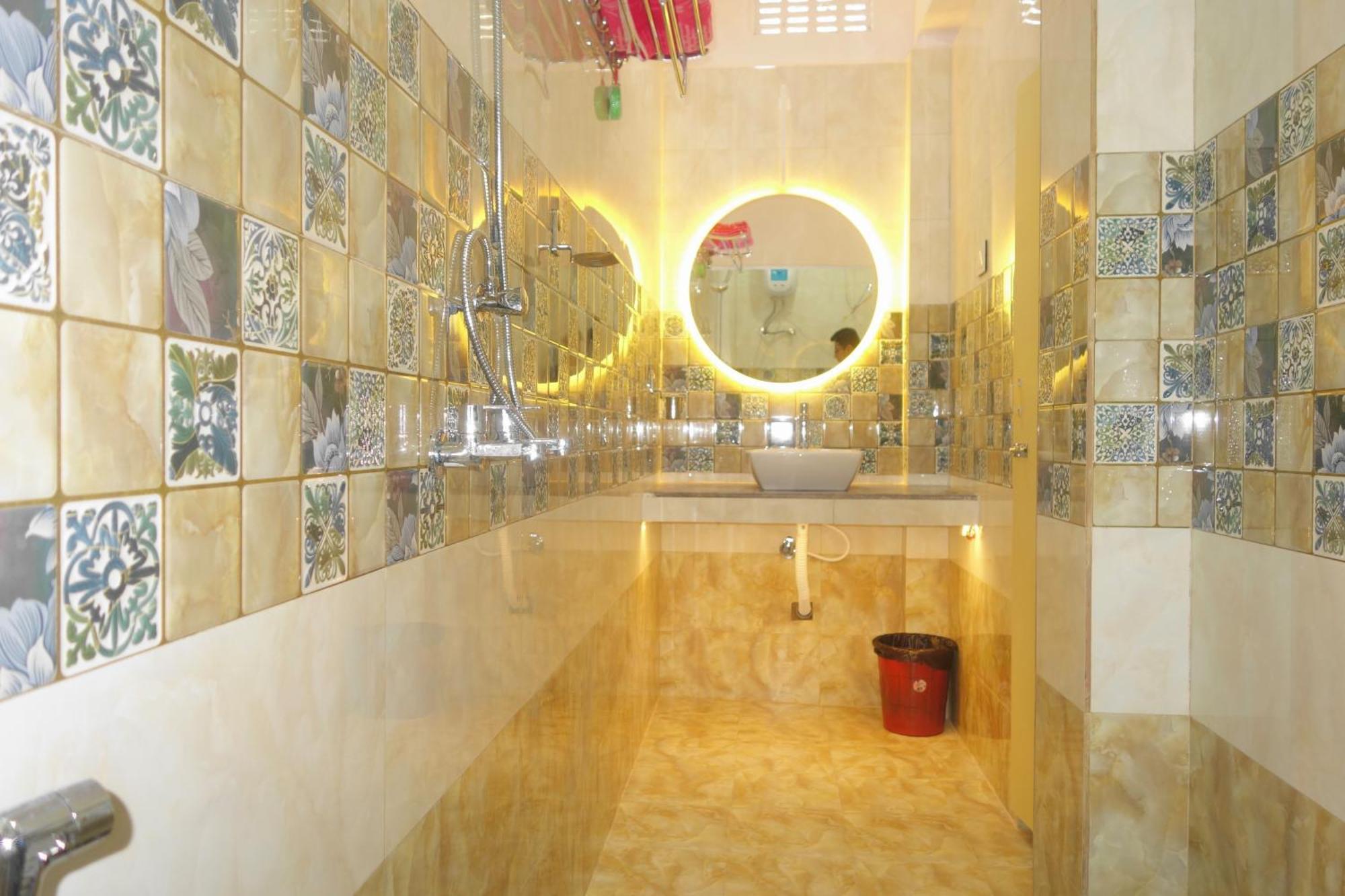 Hotel Hcb Brahmapur Zewnętrze zdjęcie
