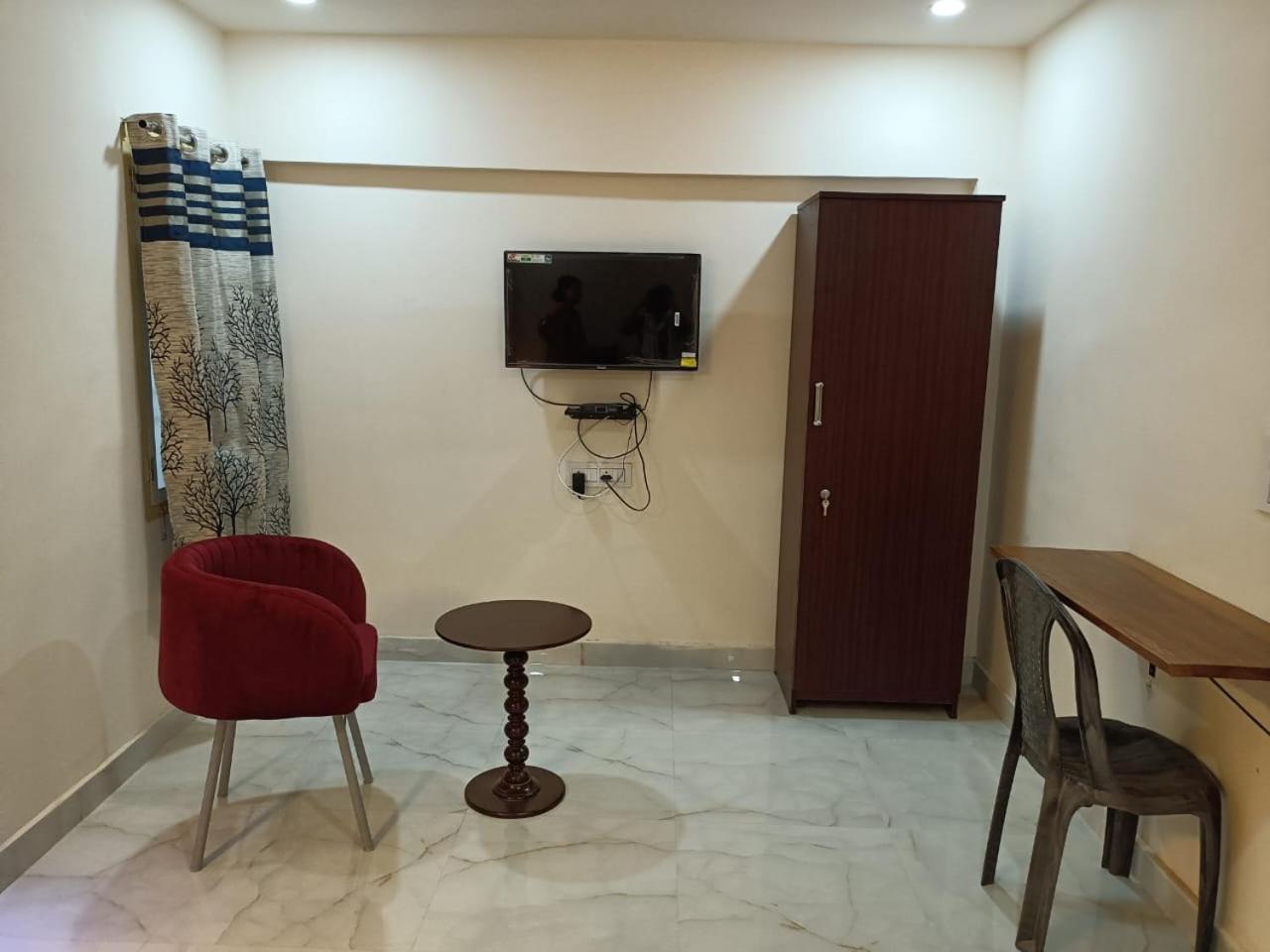 Hotel Hcb Brahmapur Zewnętrze zdjęcie
